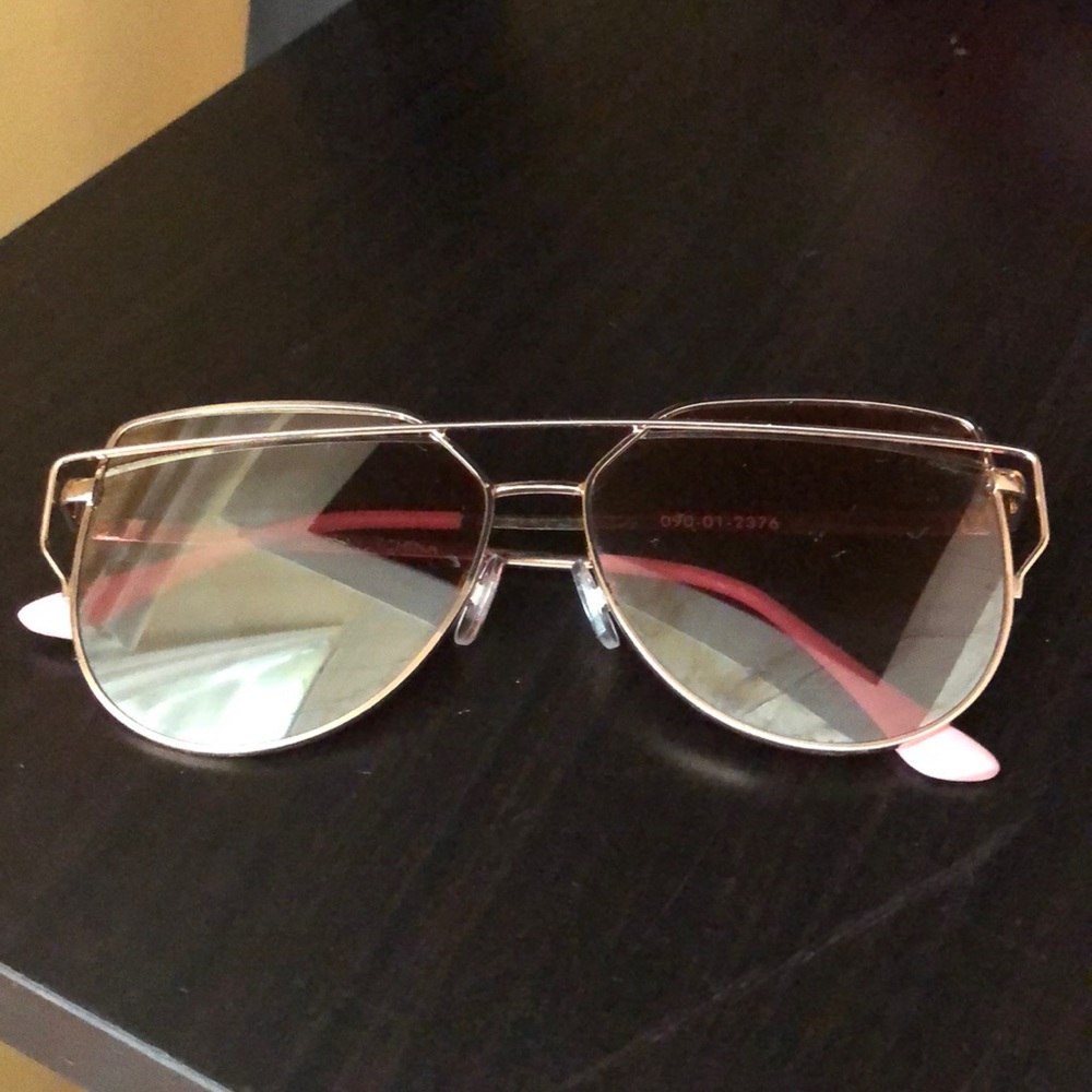 Sunglasses - Picture 3 of 3